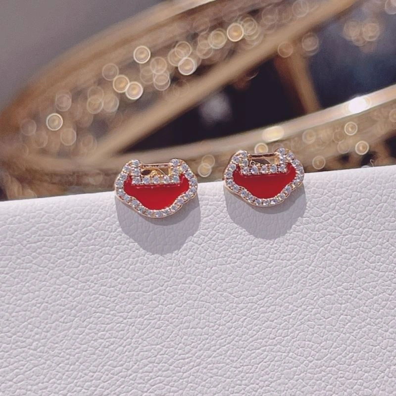 Qeelin Earrings Packable 213817