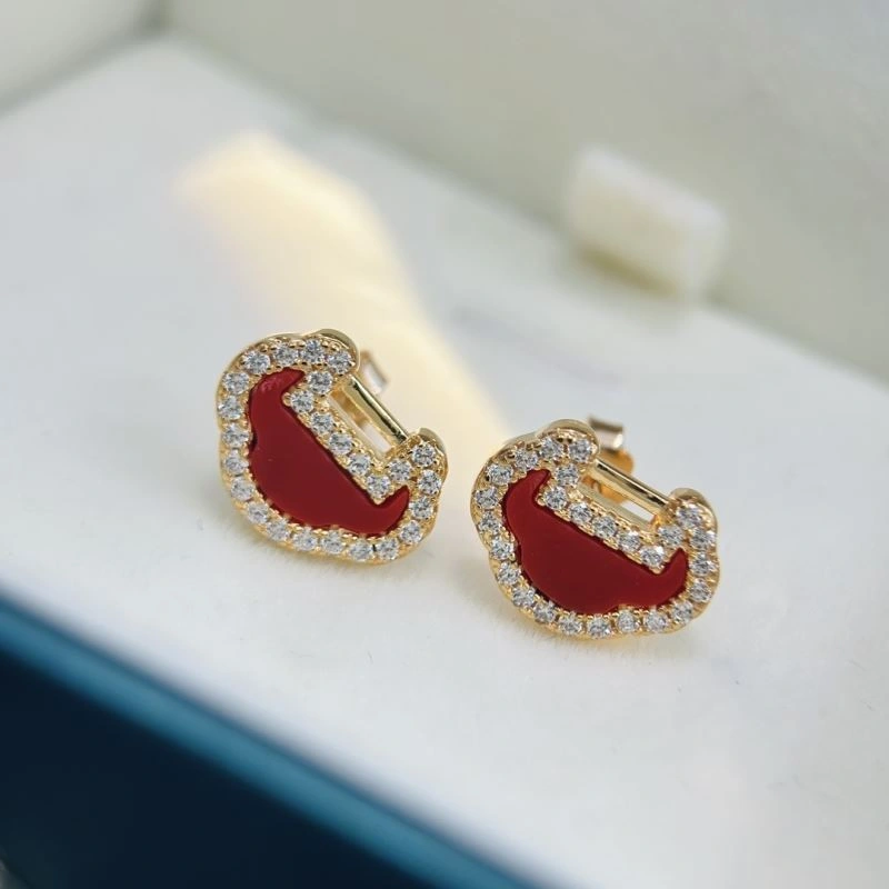 Trendsetting Qeelin Earrings 214477