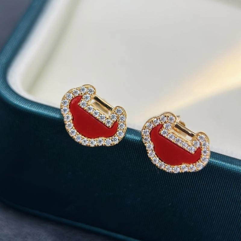 Trendsetting Qeelin Earrings 214477