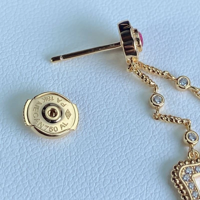 Qeelin Earrings Durable 214479