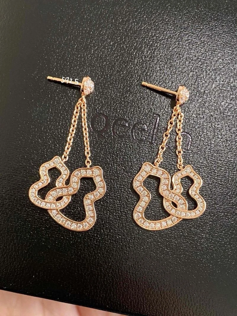 Youthful Qeelin Earrings 214475