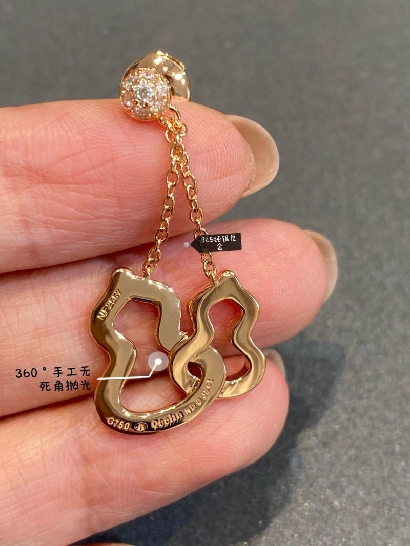 Youthful Qeelin Earrings 214475