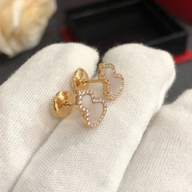 ZeroBulk Qeelin Earrings 214476