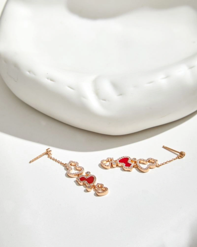 Breathable Qeelin Earrings 214121