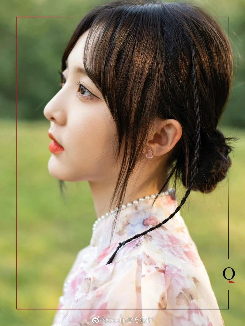 Stretchable Qeelin Earrings 212840