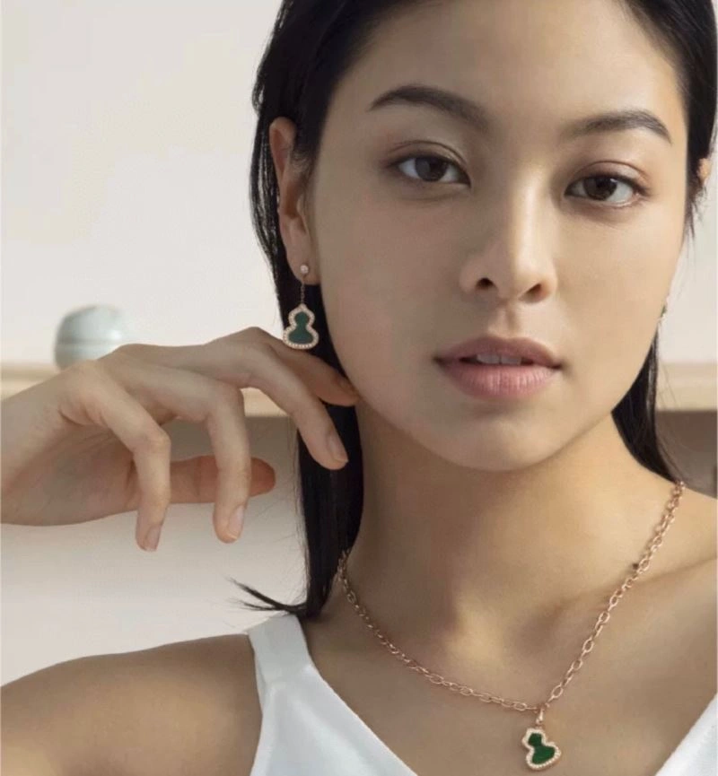 Qeelin Earrings Bright 212520