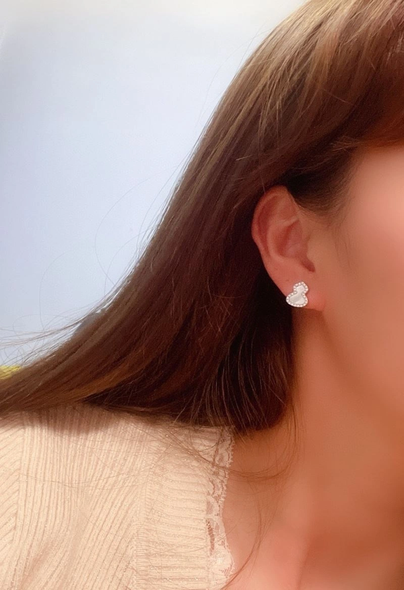 Qeelin Earrings Refined 212523