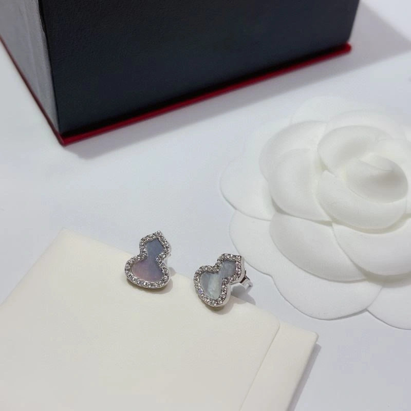 Qeelin Earrings Refined 212523