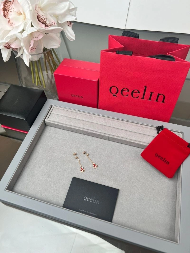 Qeelin Earrings Fashionable 211715