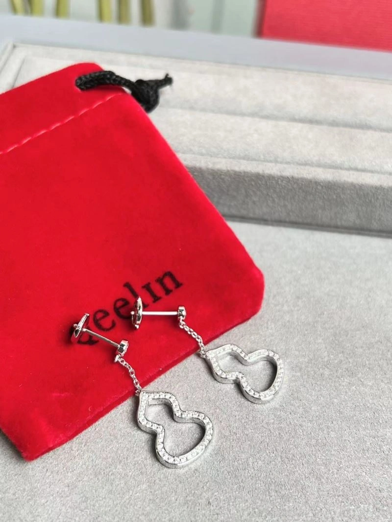 Elegant Qeelin Earrings 211089