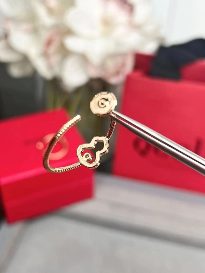 Vibrant Qeelin Earrings 211090