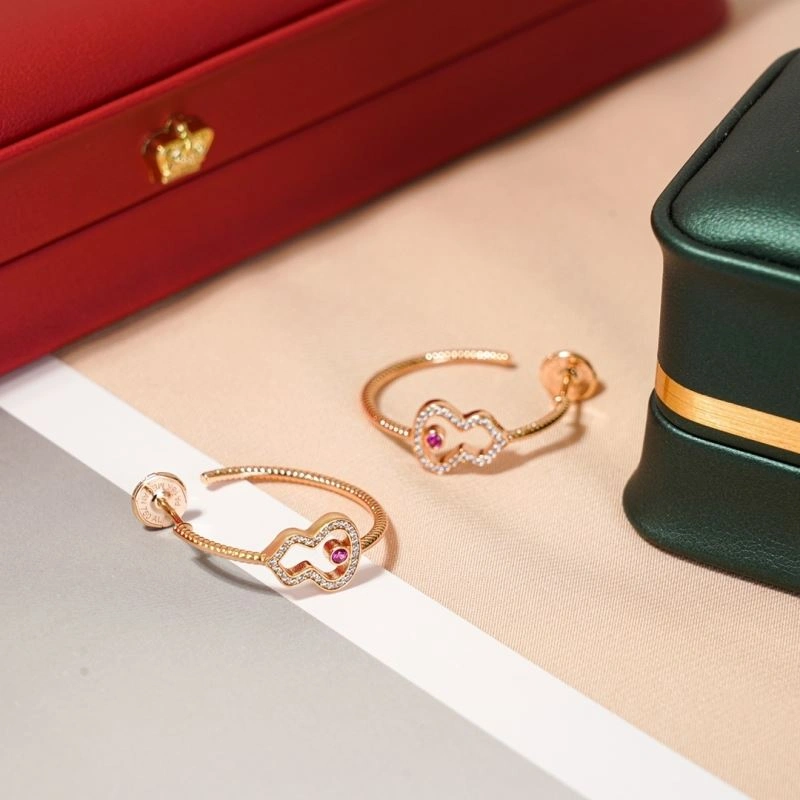 Qeelin Earrings Minimalist 211111