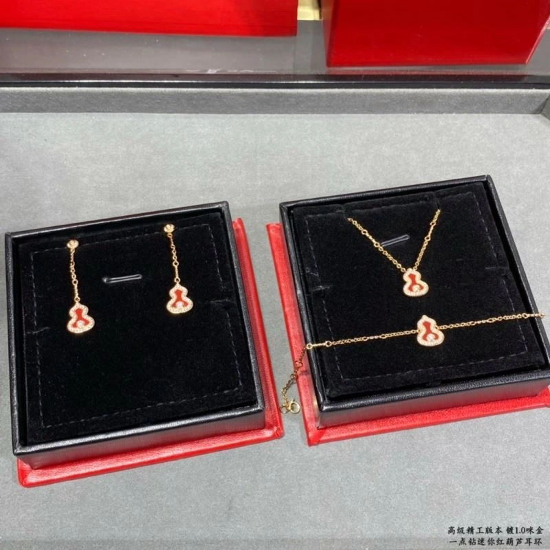 UrbanStyle Qeelin Earrings 210426