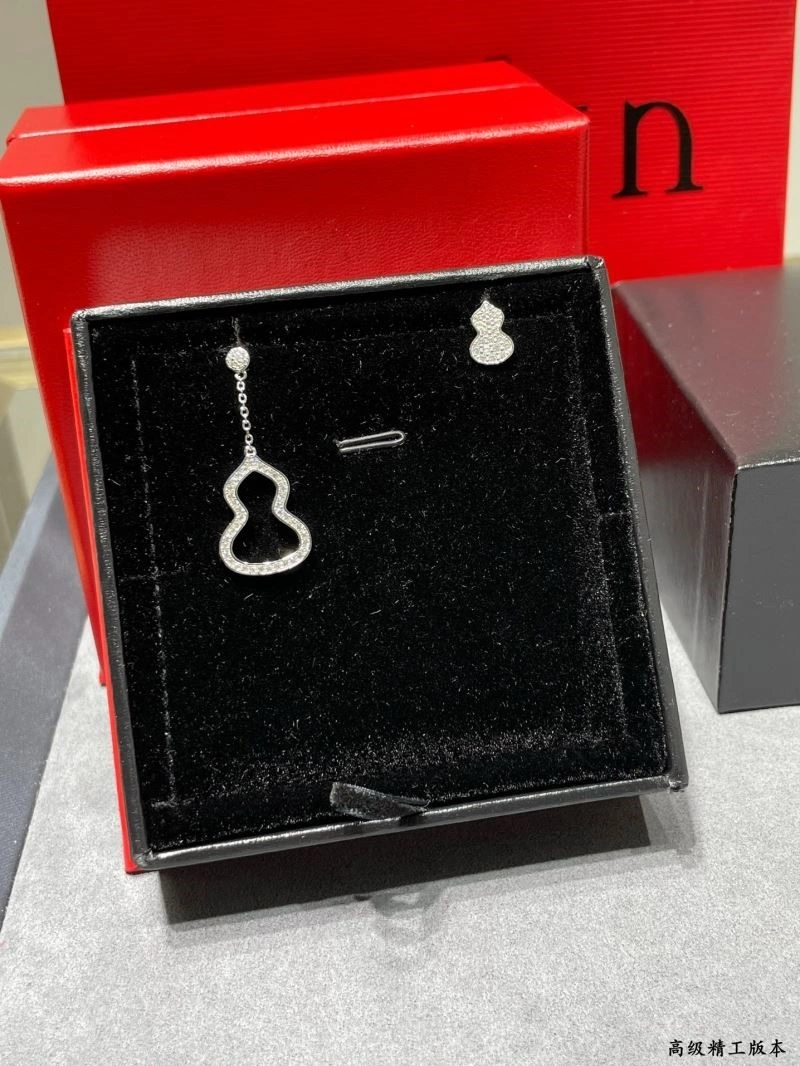 Youthful Qeelin Earrings 210408