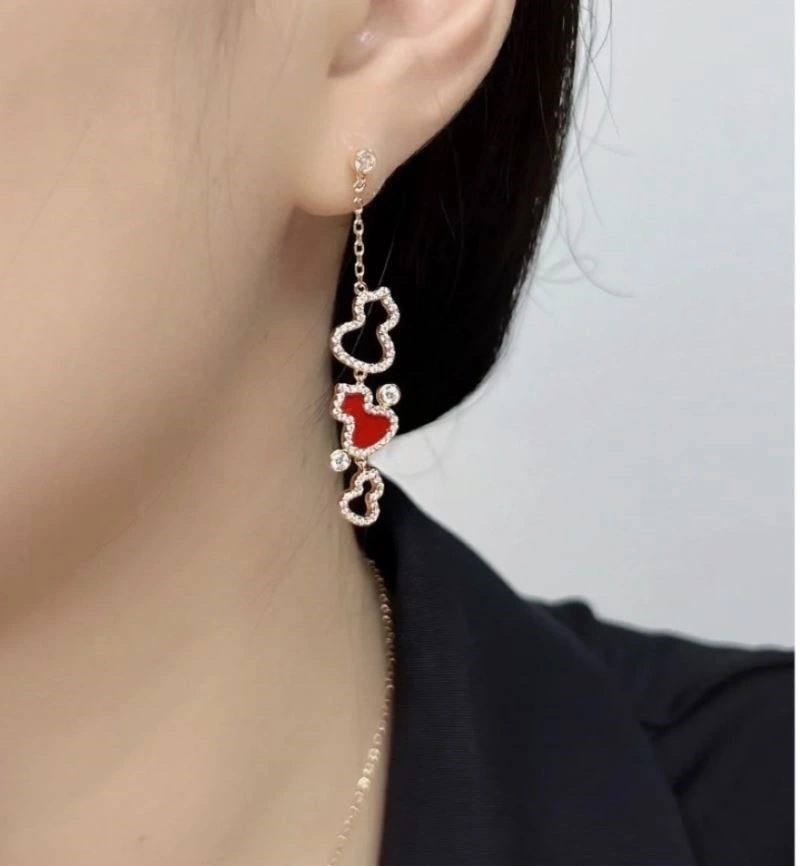 SoftTouch Qeelin Earrings 210410