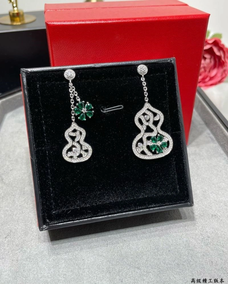 Comfortable Qeelin Earrings 210399