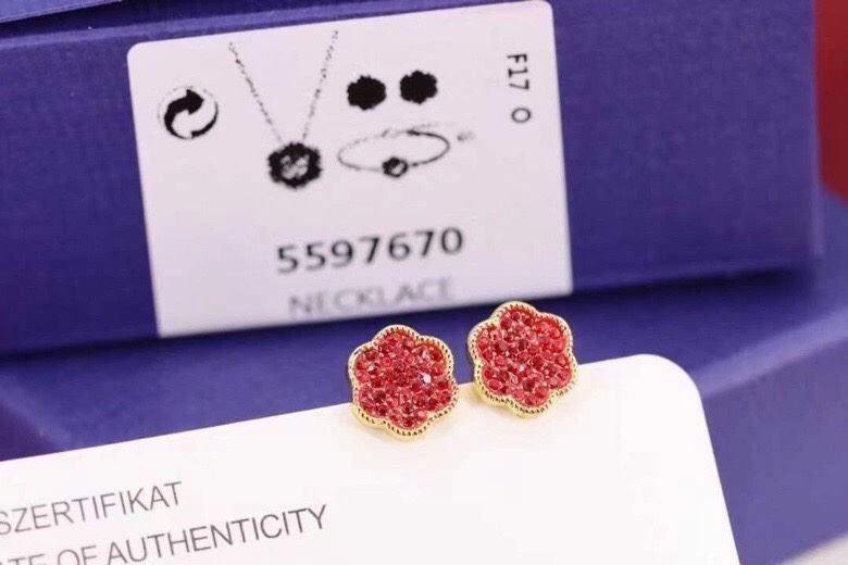 Qeelin Earrings Bold 209652