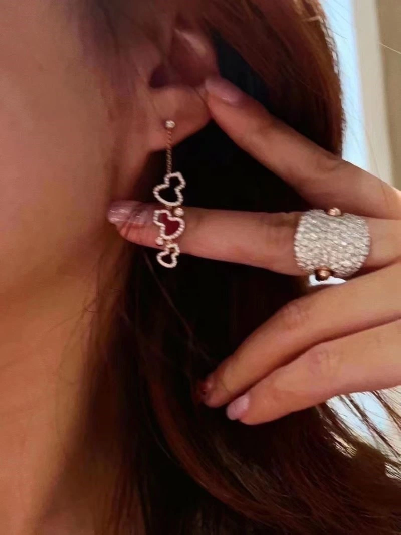 Qeelin Earrings Vibrant 209667