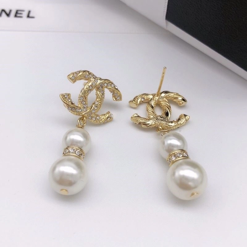 Qeelin Earrings Effortless 209118