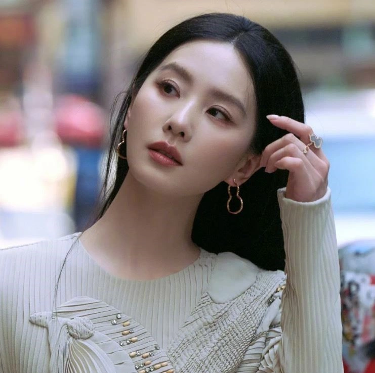 Qeelin Earrings Stretchable 209104
