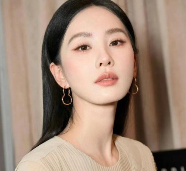 Qeelin Earrings Stretchable 209104