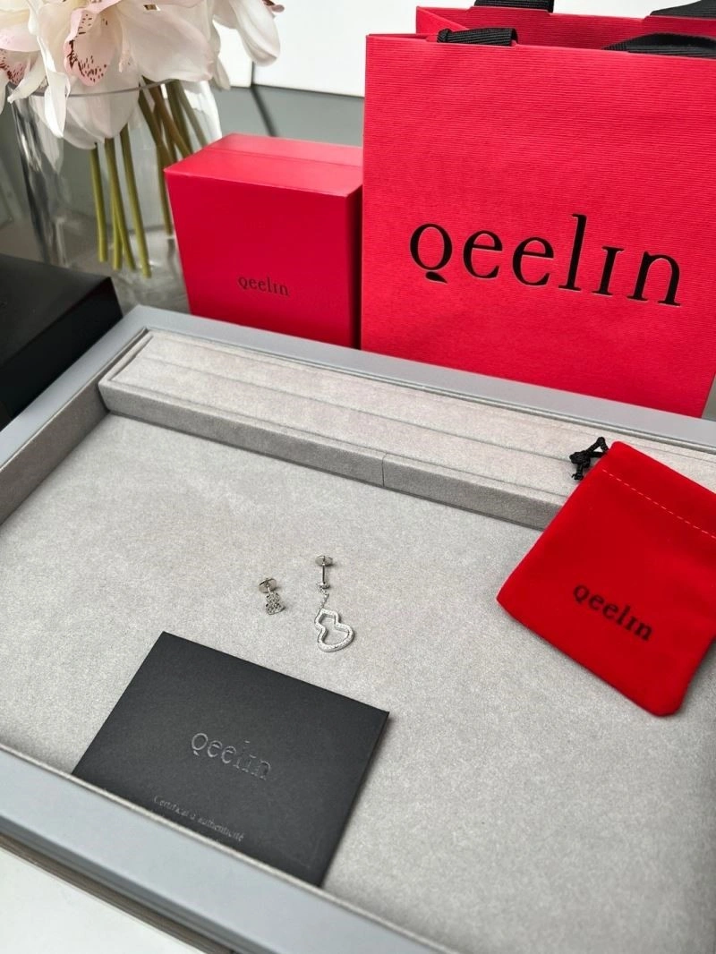 Qeelin Earrings Unisex 209132