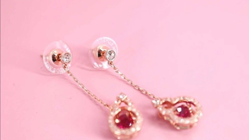 Sustainable Qeelin Earrings 207773