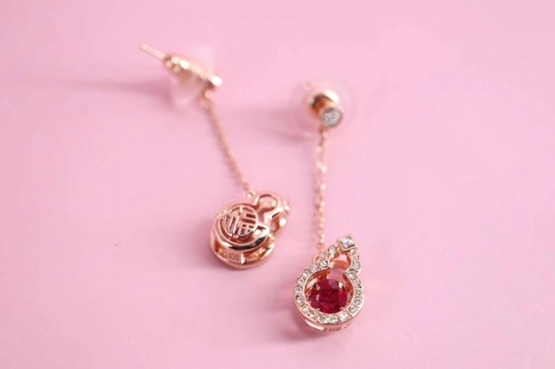 Sustainable Qeelin Earrings 207773