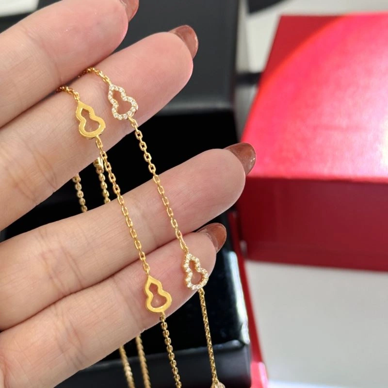 Qeelin Necklaces Bold 213897