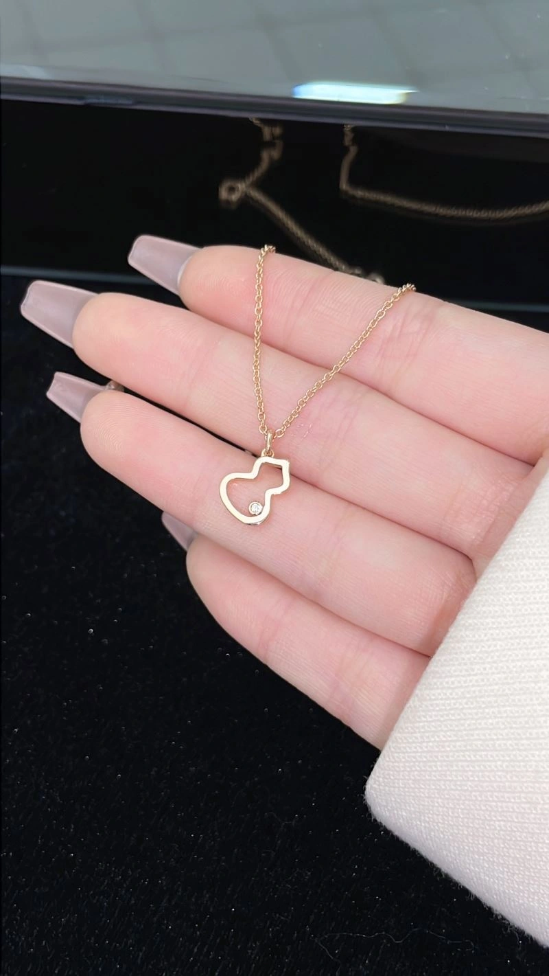 ZipUp Qeelin Necklaces 213820