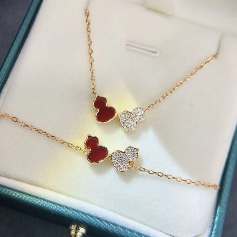 Qeelin Necklaces Packable 213890