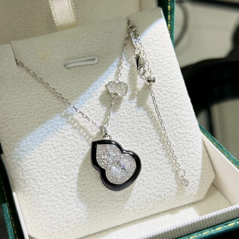Qeelin Necklaces SportInspired 213378