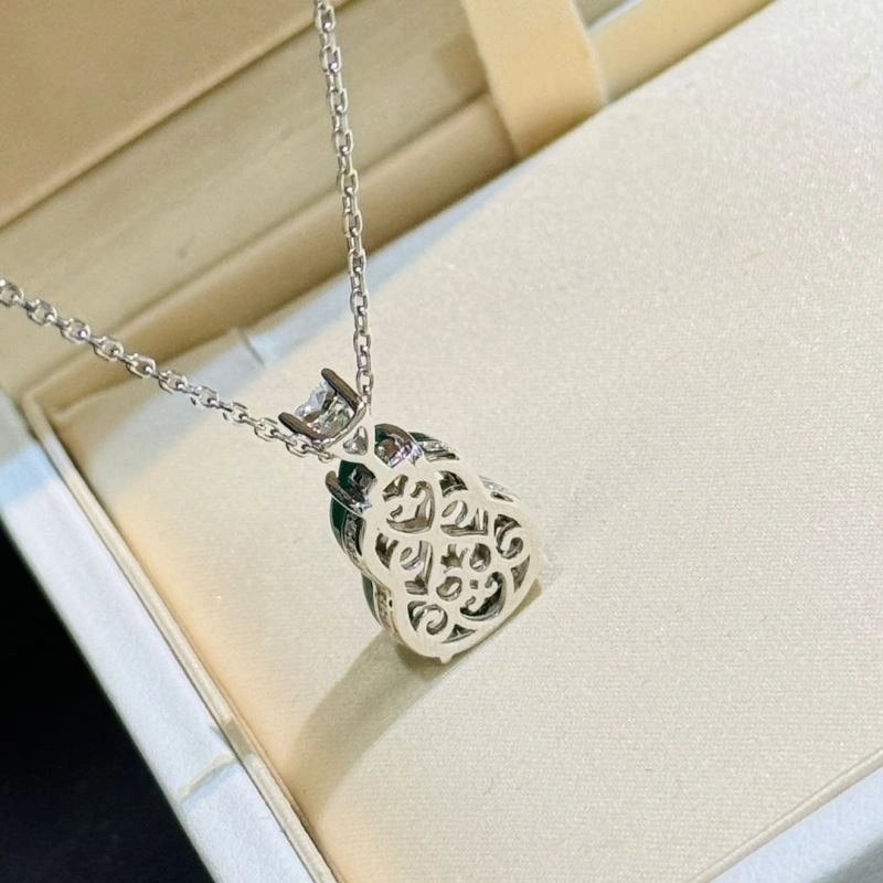 Qeelin Necklaces ModernLook 214470