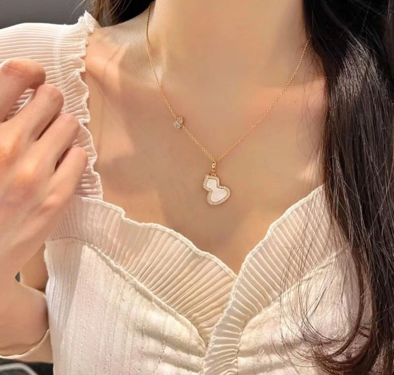 Qeelin Necklaces WaterResistant 214463