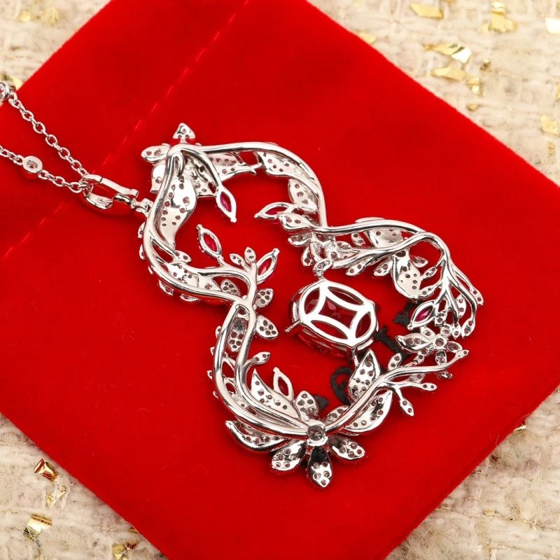 Unique Qeelin Necklaces 214119