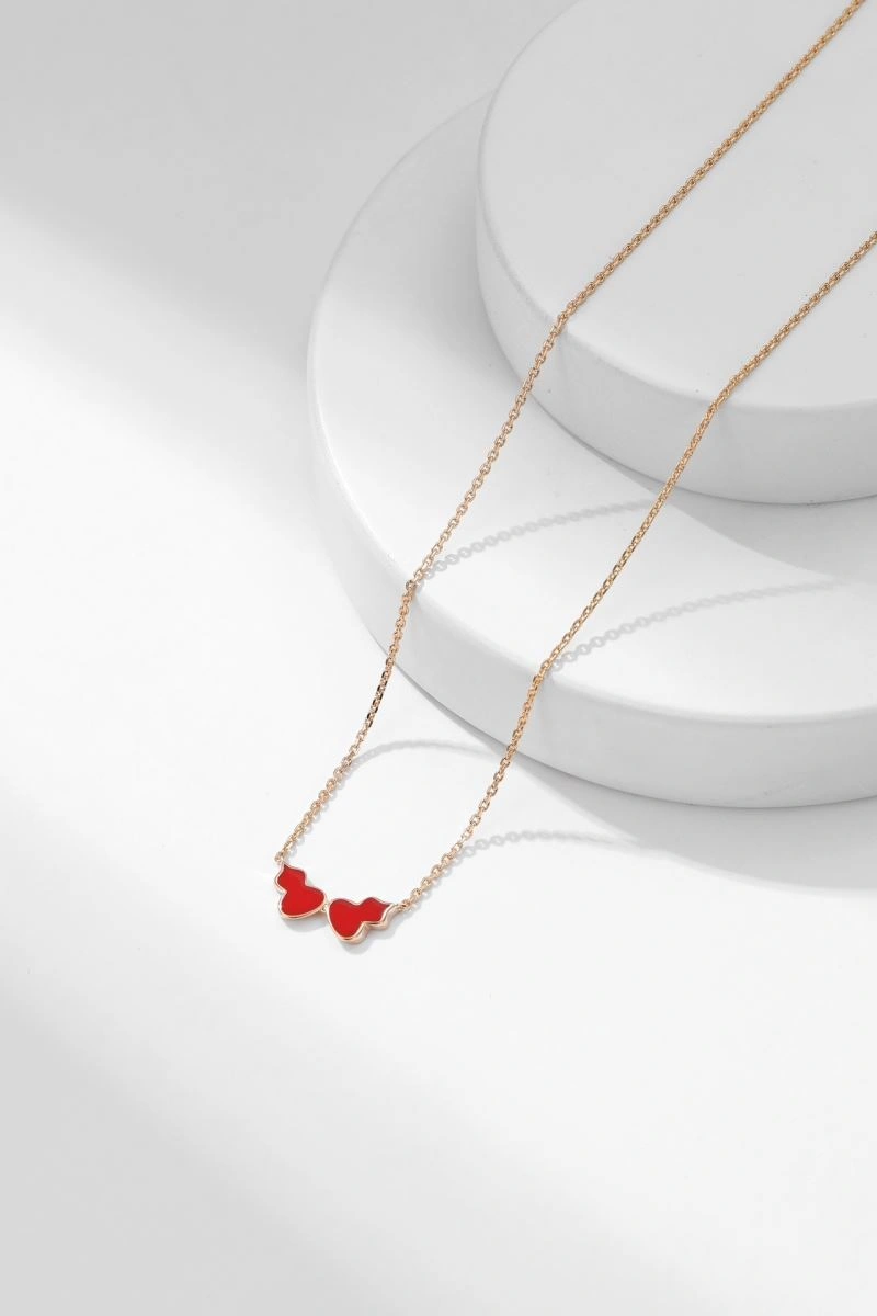 Comfortable Qeelin Necklaces 214114