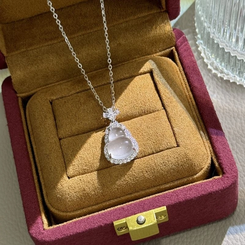 Qeelin Necklaces Trendy 214113