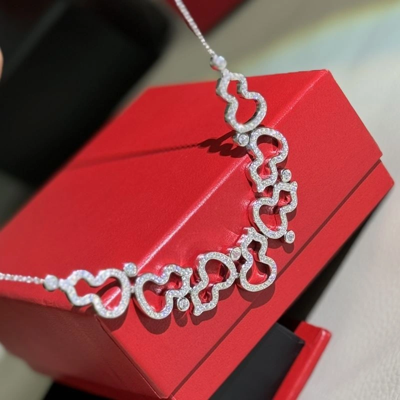 Qeelin Necklaces Sophisticated 214128