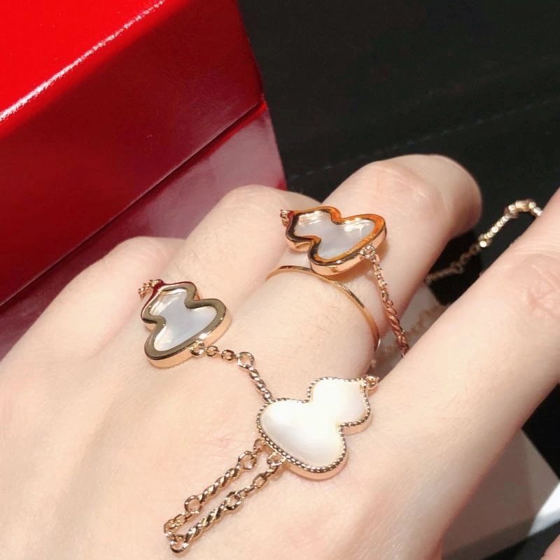 Qeelin Necklaces Comfortable 214131