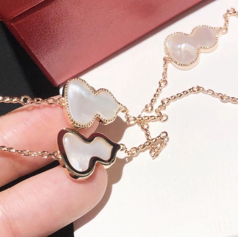 Qeelin Necklaces Comfortable 214131