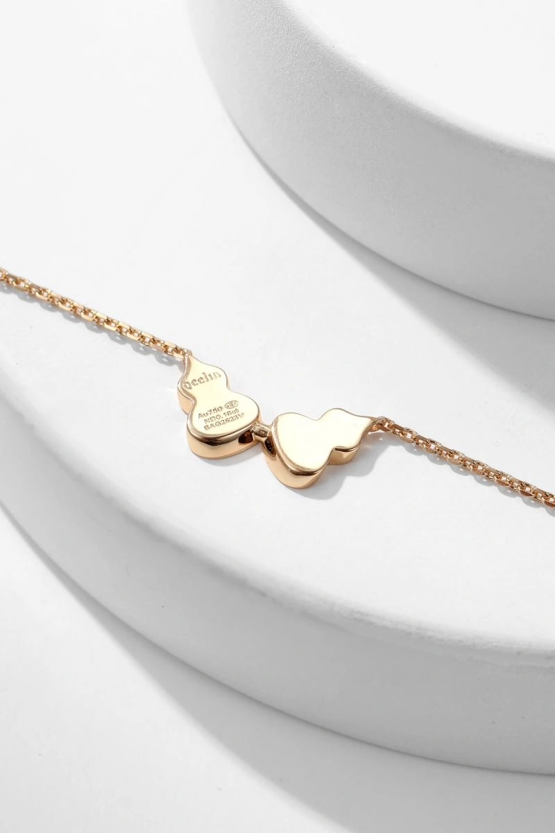 Supportive Qeelin Necklaces 214116