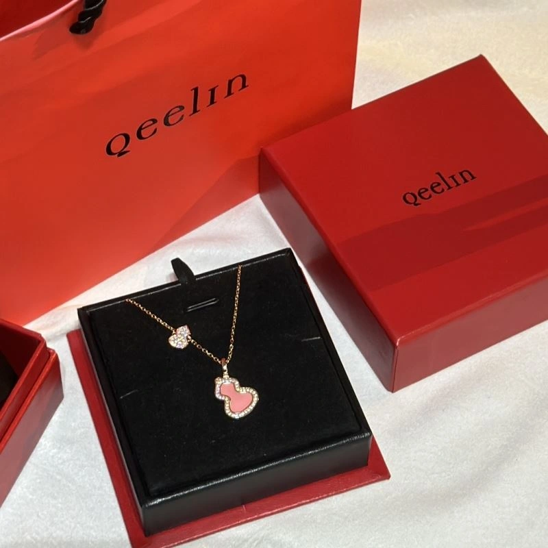 Qeelin Necklaces TravelReady 212838