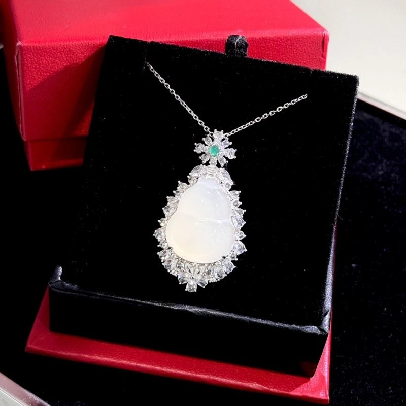 Qeelin Necklaces HighQuality 212842