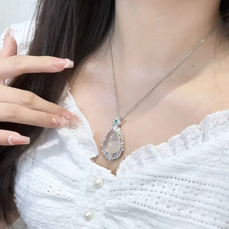 Qeelin Necklaces HighQuality 212842