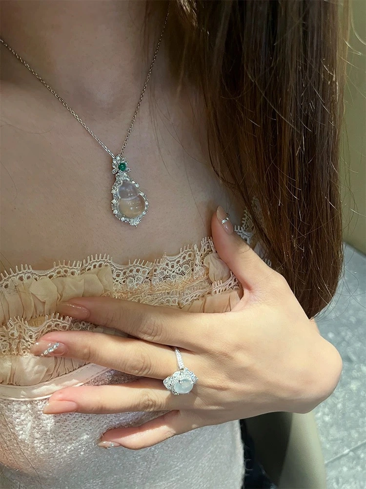 Qeelin Necklaces HighQuality 212842