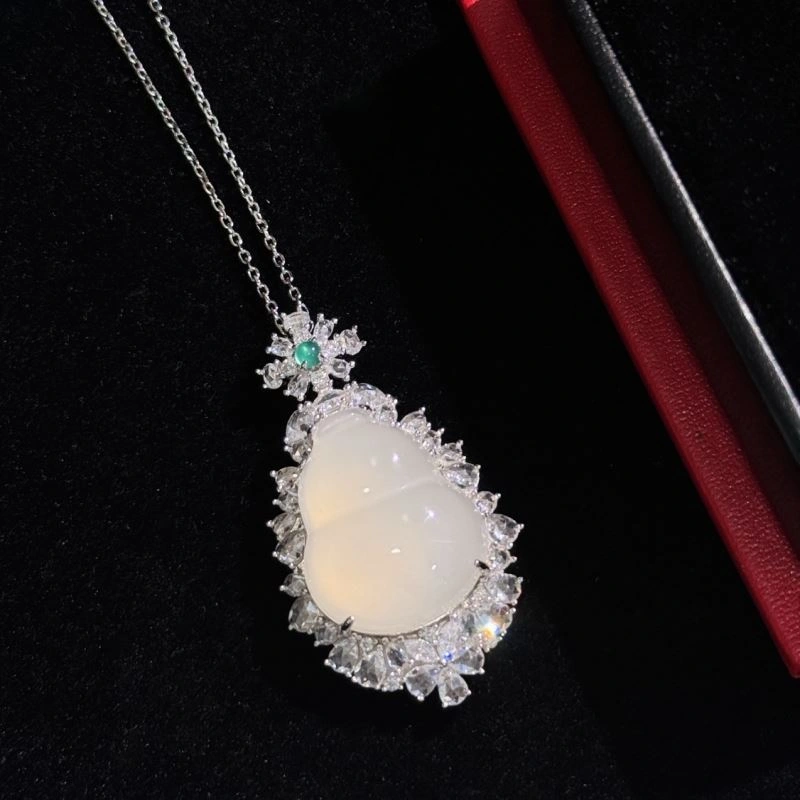 Qeelin Necklaces HighQuality 212842