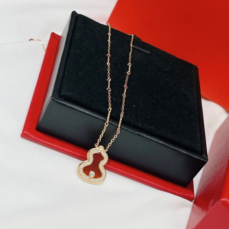 Affordable Qeelin Necklaces 212833
