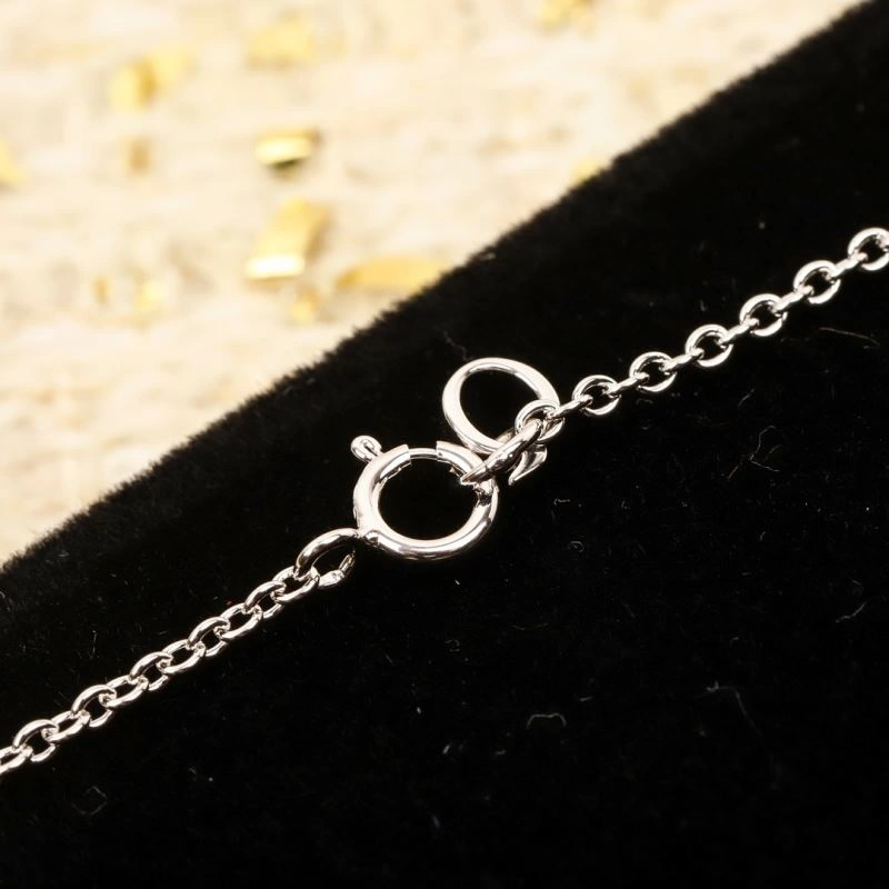 Seasonal Qeelin Necklaces 212835