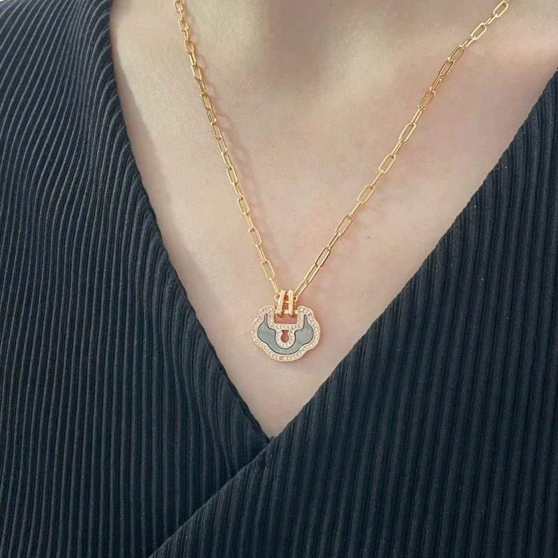 SmartChoice Qeelin Necklaces 211707