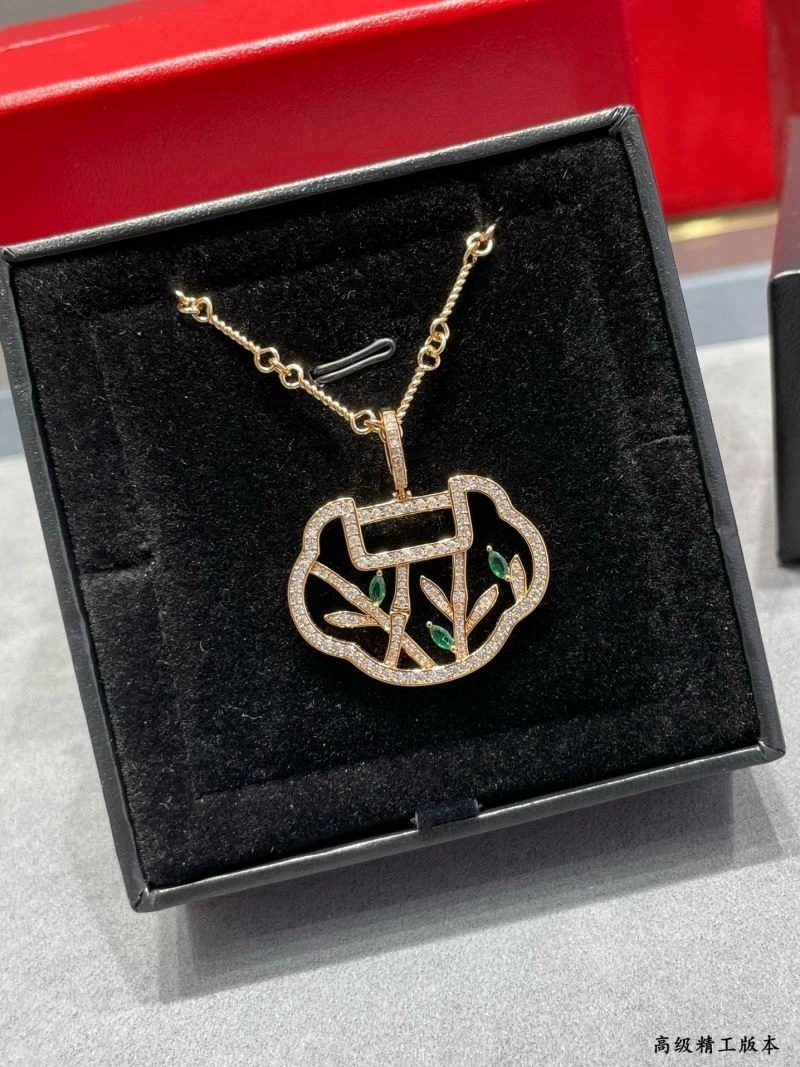 Qeelin Necklaces TimelessDesign 211702